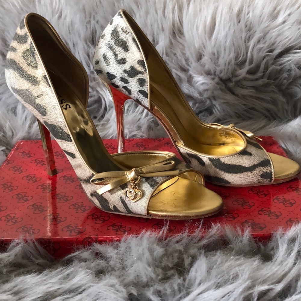Guess By Marciano shoes